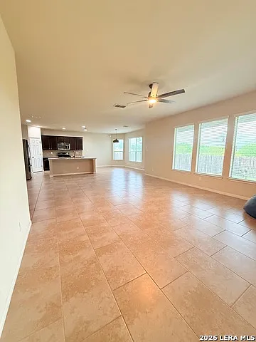 9010 Phoenix Park — Photo 4