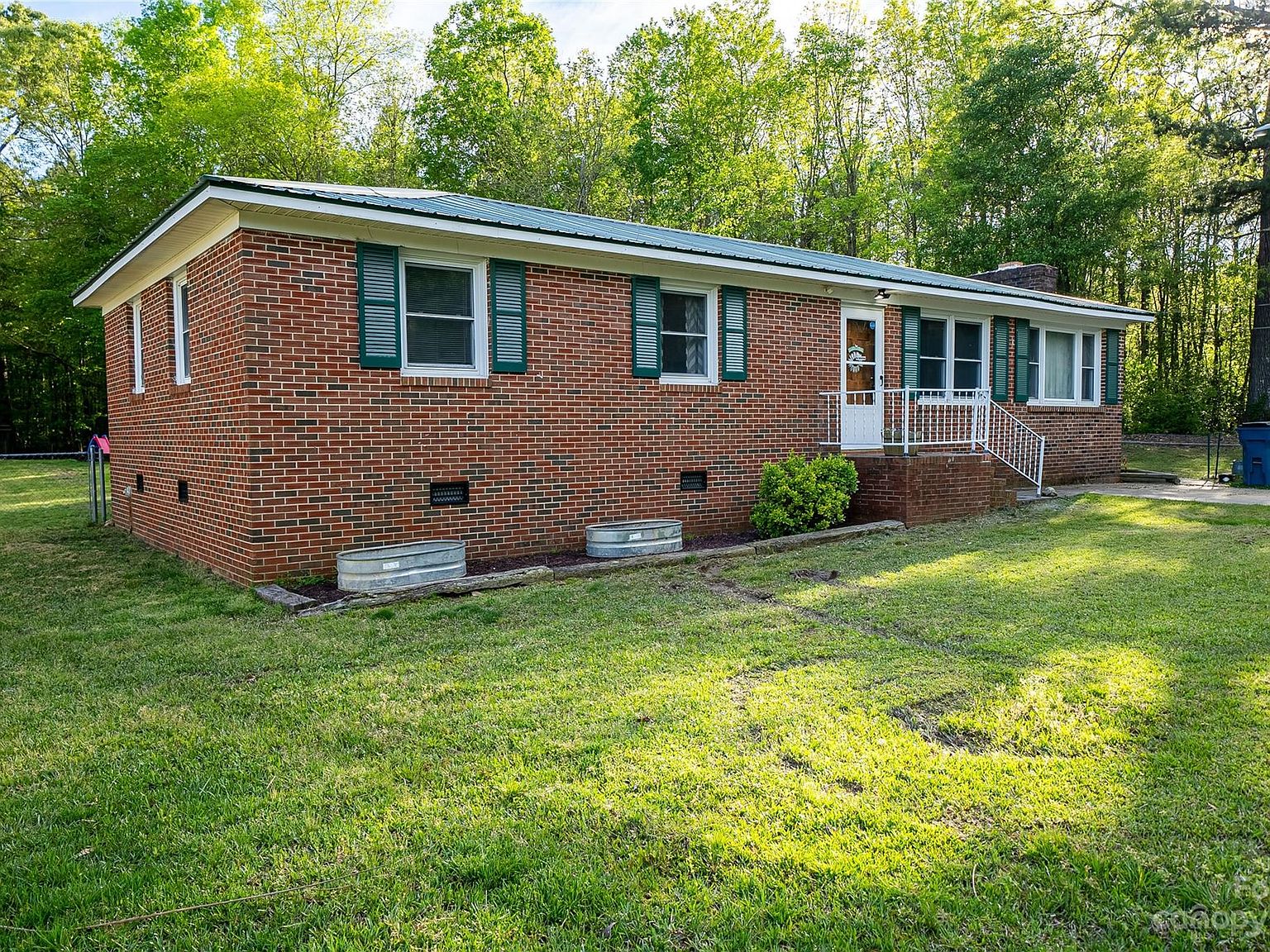 417 Gregg St, Biscoe, NC 27209 Zillow