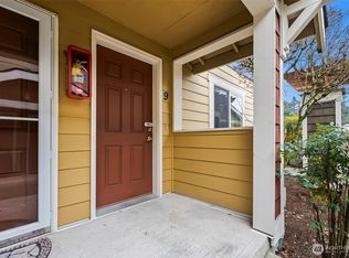 12108 113th Avenue Ct E APT 9, Puyallup, WA 98374