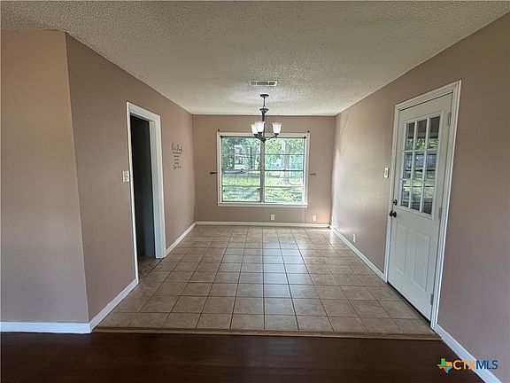 2nd image of 1801 E Walnut Ave