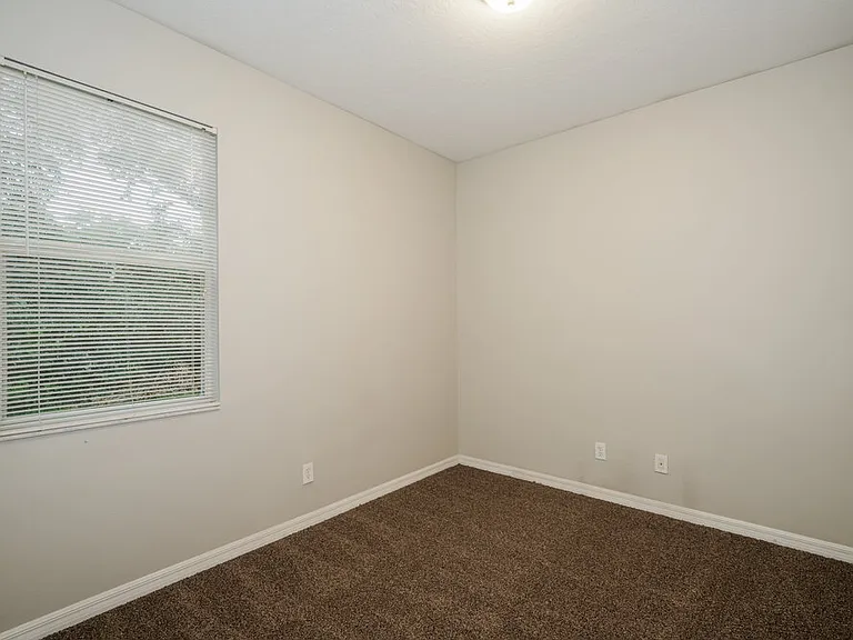 15819 Stags Leap Dr — Photo 14