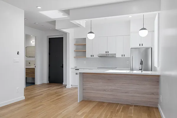 Sold by Compass | media 10