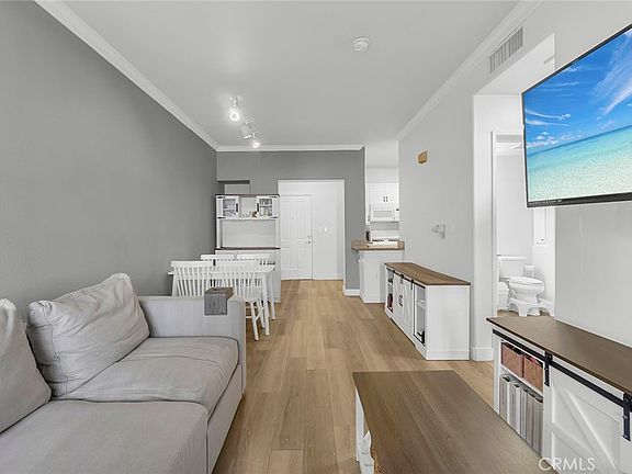 5th image of 2120 Watermarke Pl