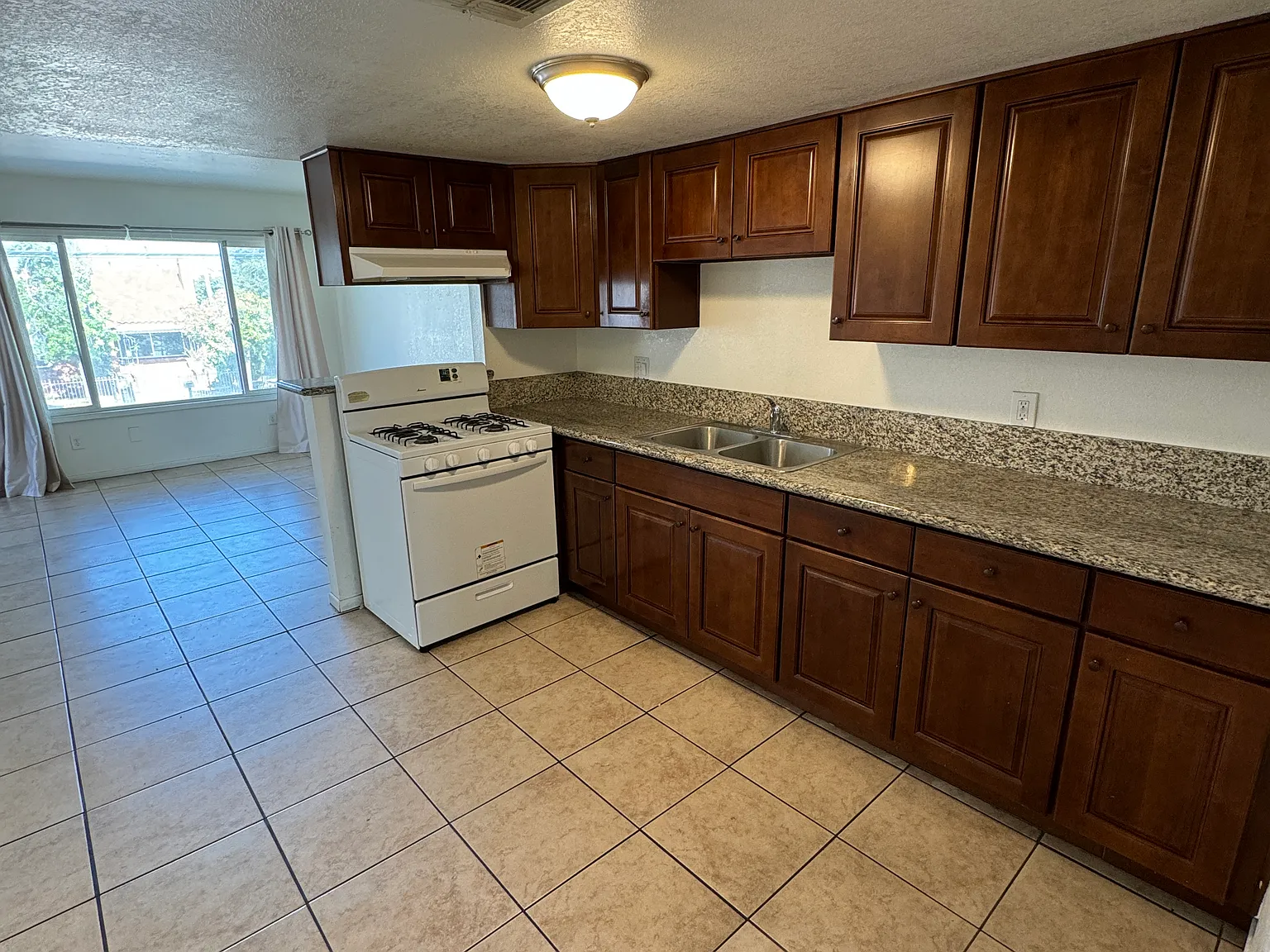8036 Juniper Ave — Photo 1