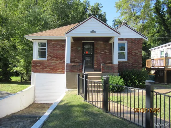 6444 Myron Ave, Saint Louis, MO 63121