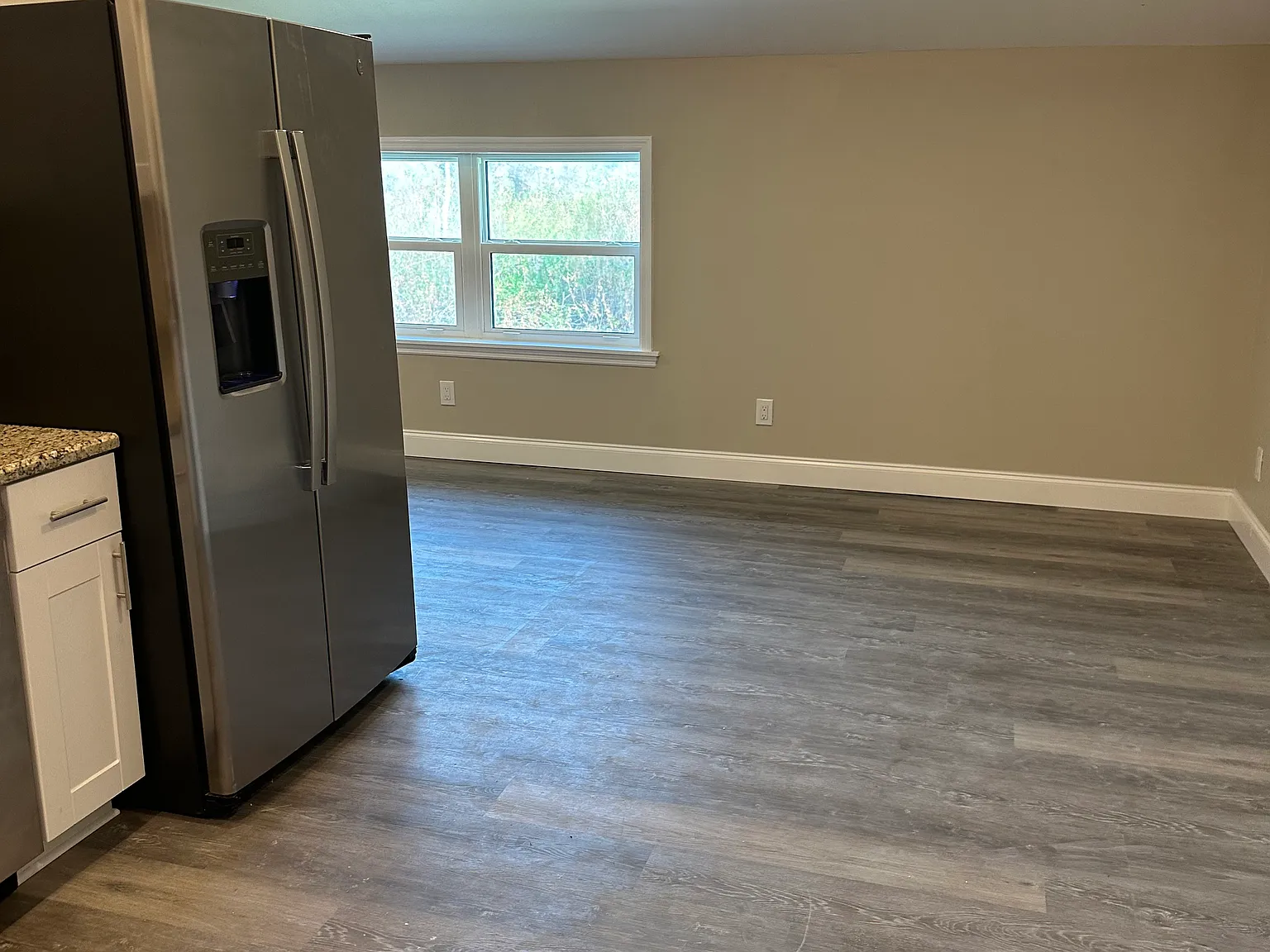 2 bed, 1600 sqft, $1,895 — Photo 3