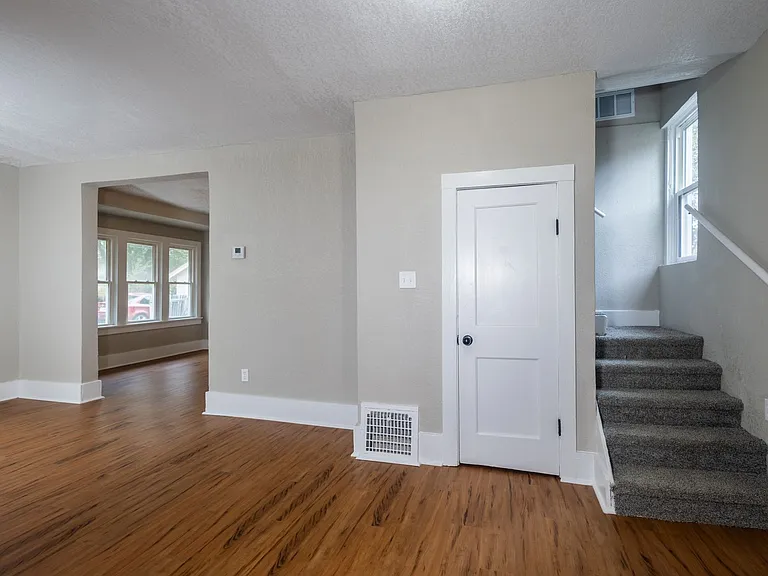 4234 Parker St — Photo 5