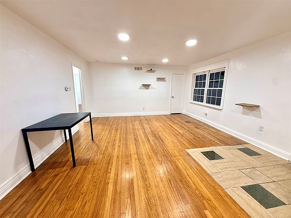 4th image of 10870 Cassandra Way