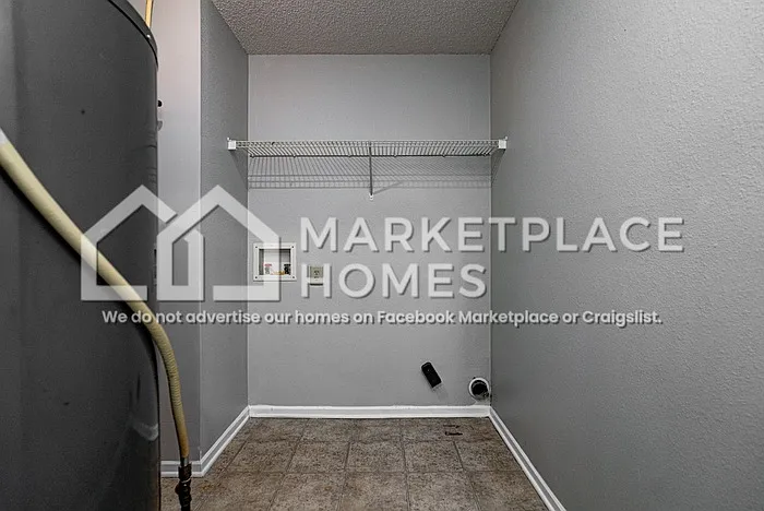 2108 Bridlewood Dr — Photo 22