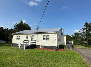 1081 B Rd, Houlton, ME 04730