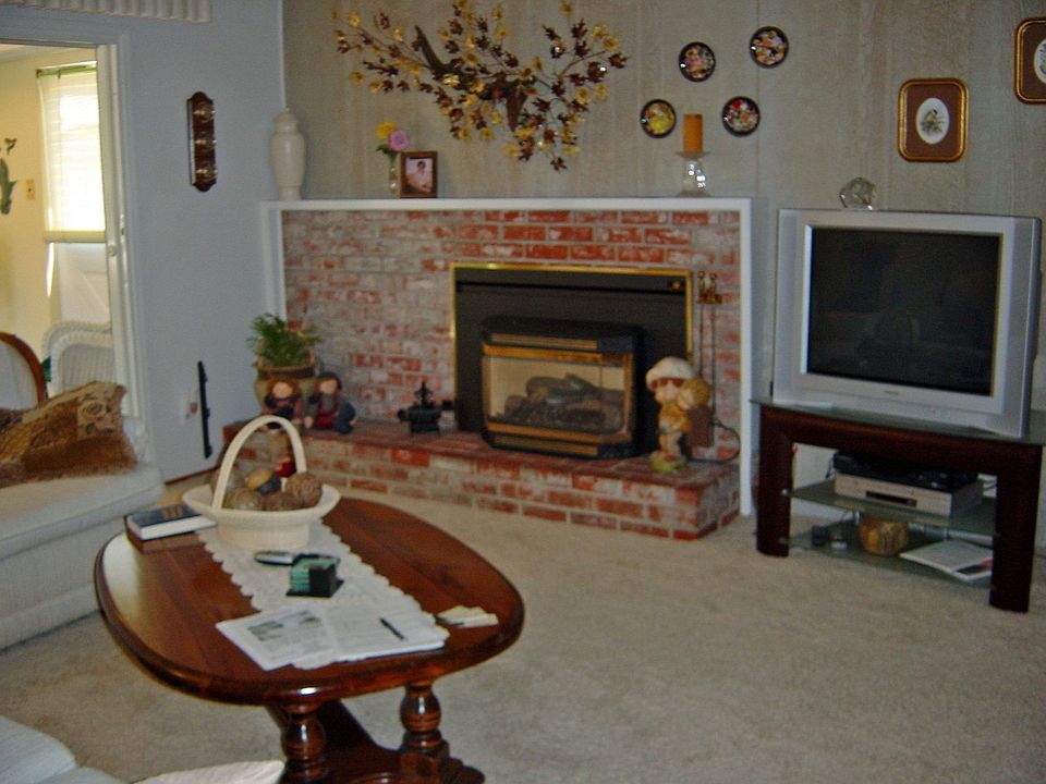 2nd image of 3333 Pinole Valley Rd