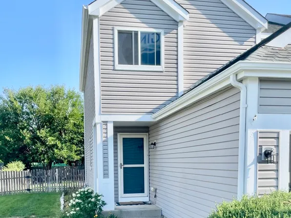 1410 Timber Ln, South Elgin, IL 60177