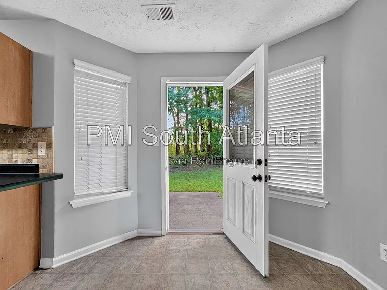 5722 Shoals Place Trl — Photo 16