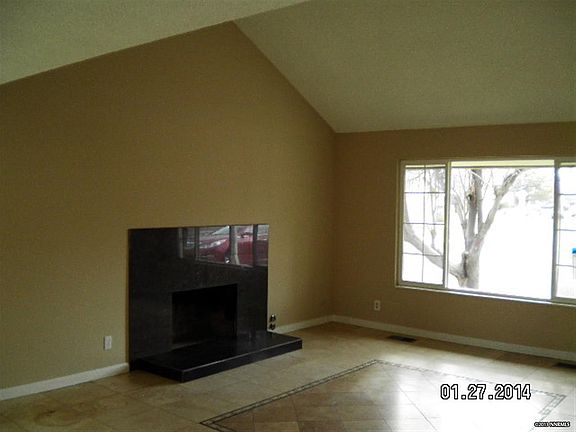 5th image of 1082 Glen Meadow Dr