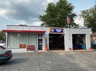 102 E Main St, Saint Jacob, IL 62281