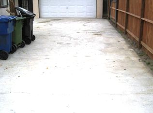 7861 Woodman Ave, Panorama City, CA 91402