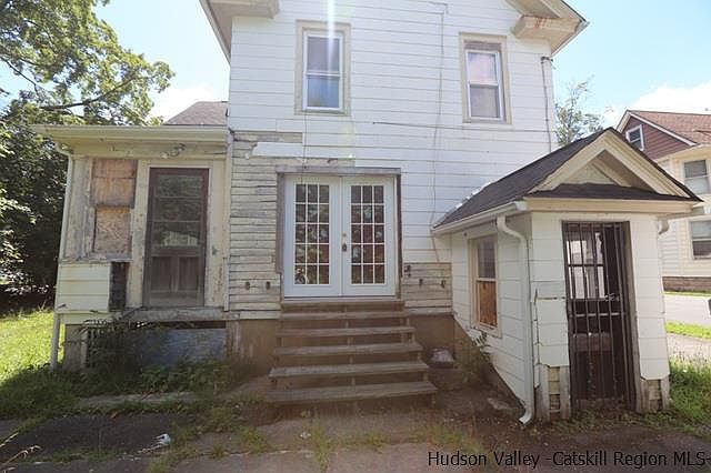 1st image of 52 Warren St