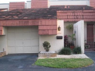 6808 NW 5th St #103, Plantation, FL, 33317