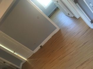 21 Sweetbriar St, Providence, RI 02908