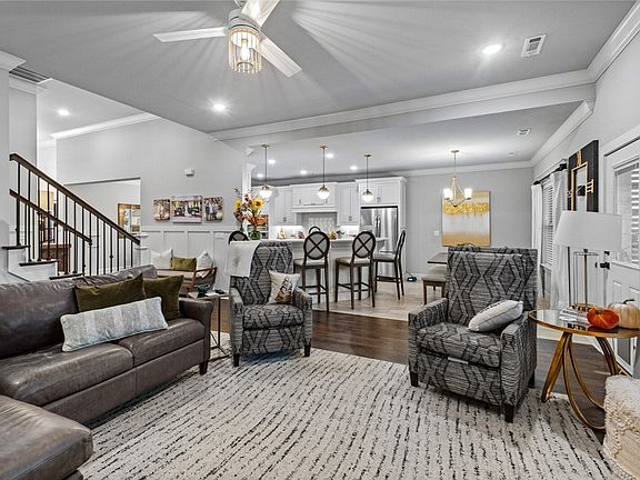 2nd image of 5801 W Canopy Meadows Dr