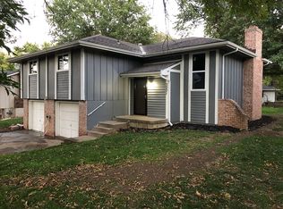3001 S Bryn Mawr Dr, Independence, MO 64057