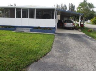 5290 SW 33rd St, Davie, FL 33314