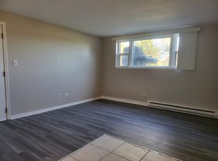 2318 Gabriel Ave APT 5, Zion, IL 60099