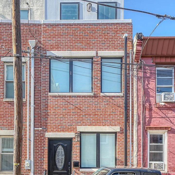 1st image of 1211 Peters St