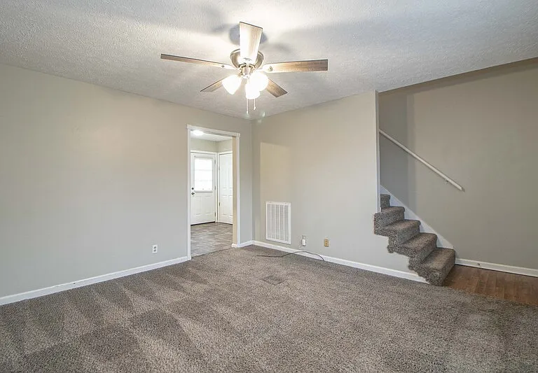 304 Atlantic Ave — Photo 3
