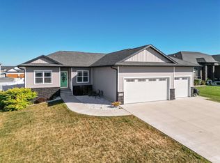 2323 Andy Ave, Cedar Falls, IA 50613