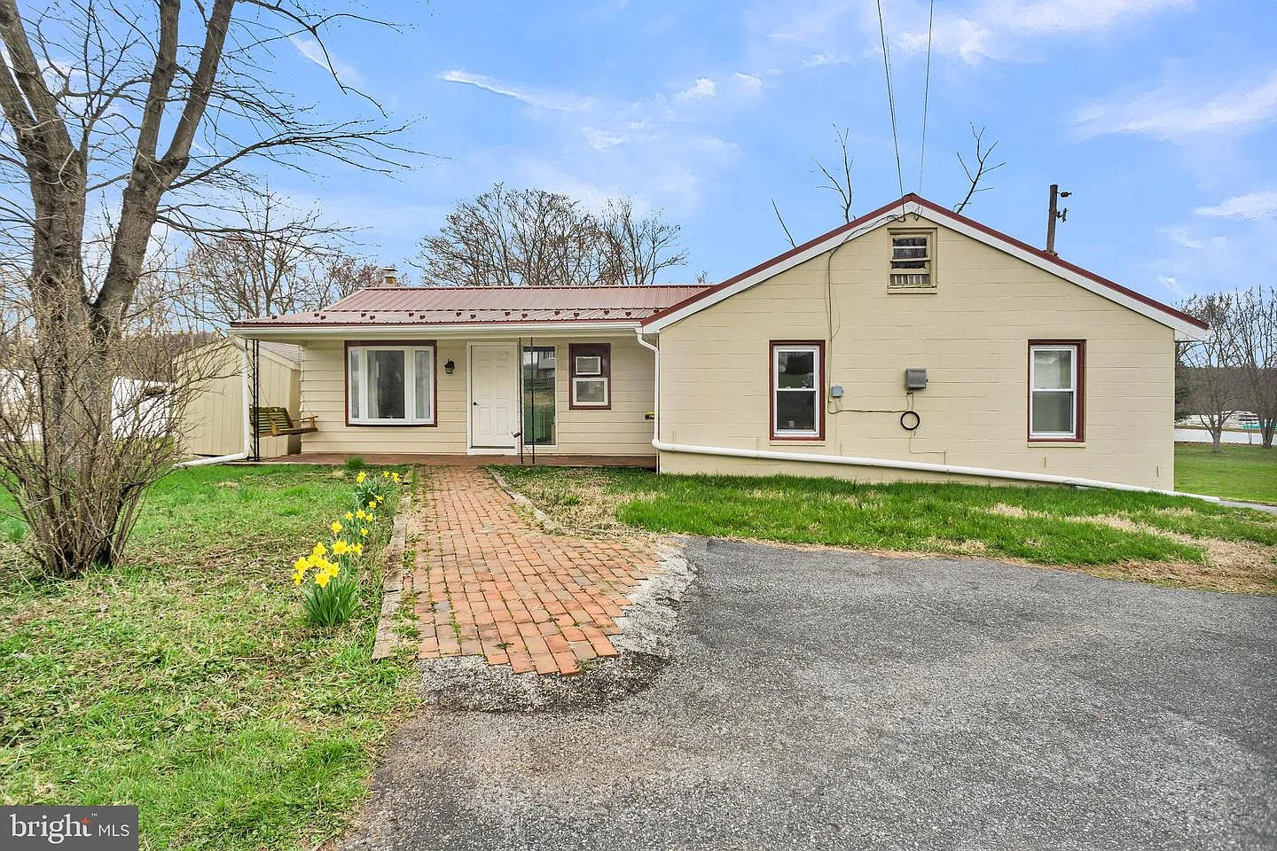 355 Reinholds Rd photo 1