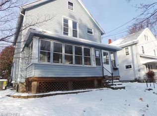 2216 8th St SW, Akron, OH 44314