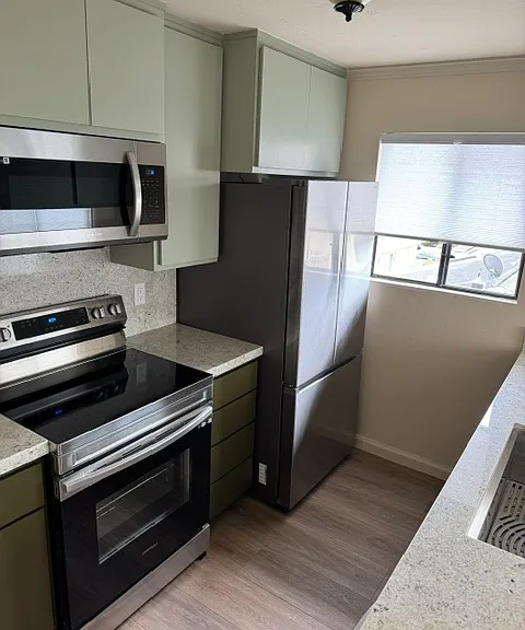 481 Watson St #3 — Photo 3