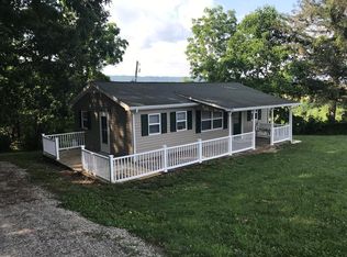 835 Lovers Ln, Wytheville, VA 24382