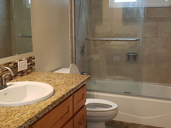 3rd image of 140 Carlton Ave APT 3