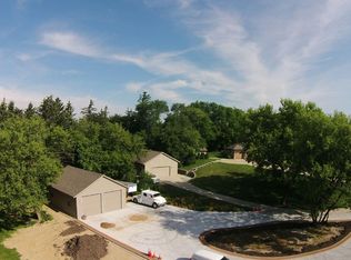 4785 S Racine Ave, New Berlin, WI 53146