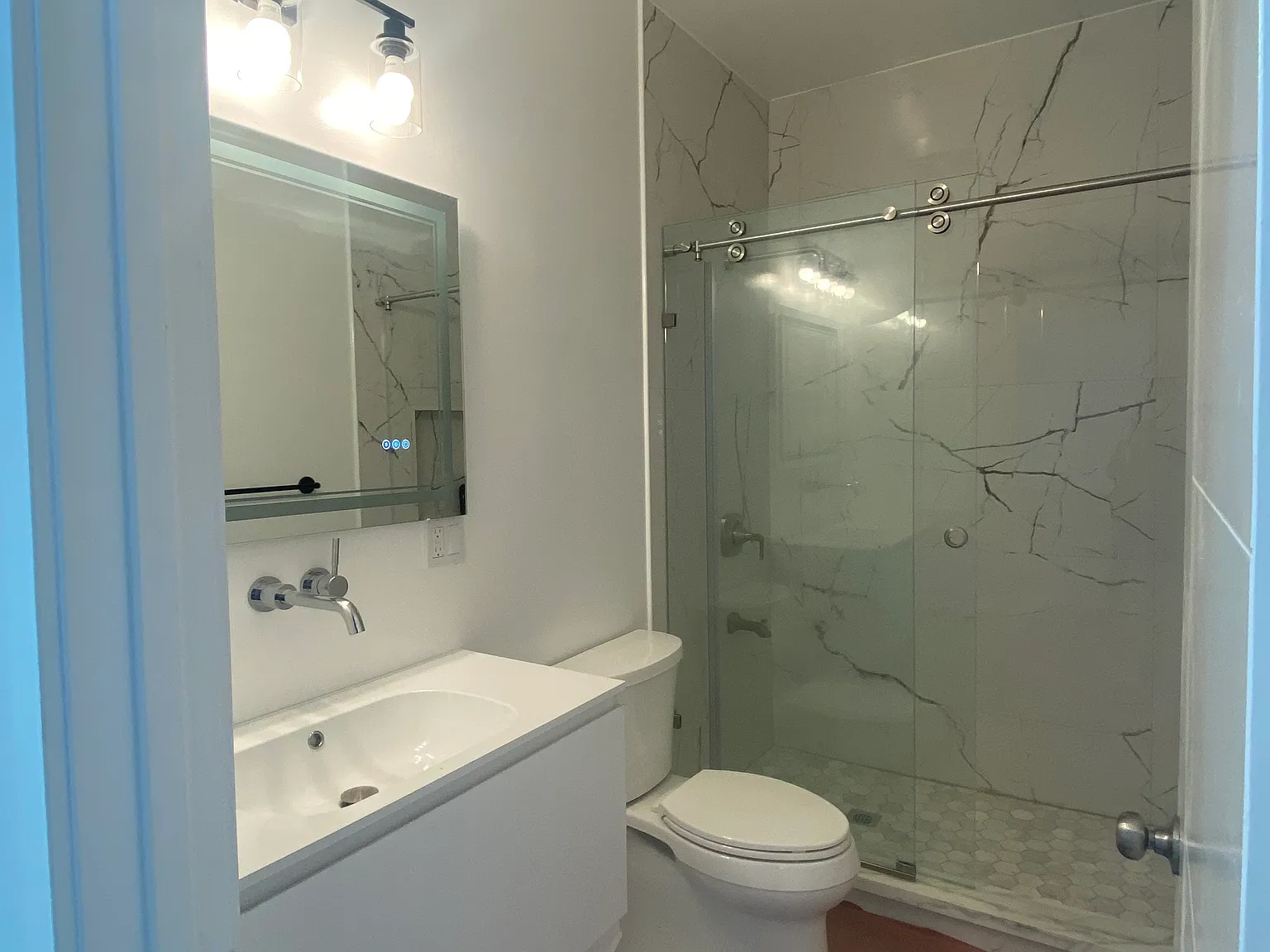 2 bed, $2,700 — Photo 2