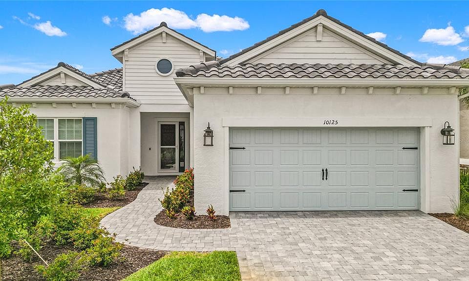 1st image of 10125 Crystal Isles Cir