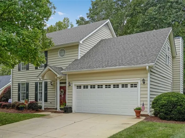 5309 Chestnut Ridge Dr, Summerfield, NC 27358