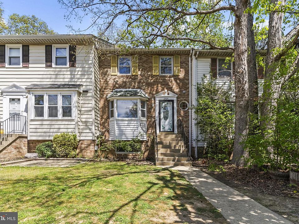 1st image of 22424 Greenview Ct