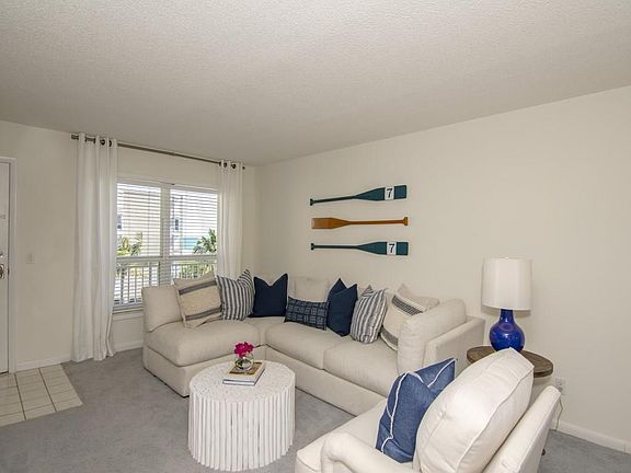 2nd image of 1556 Ocean Dr
