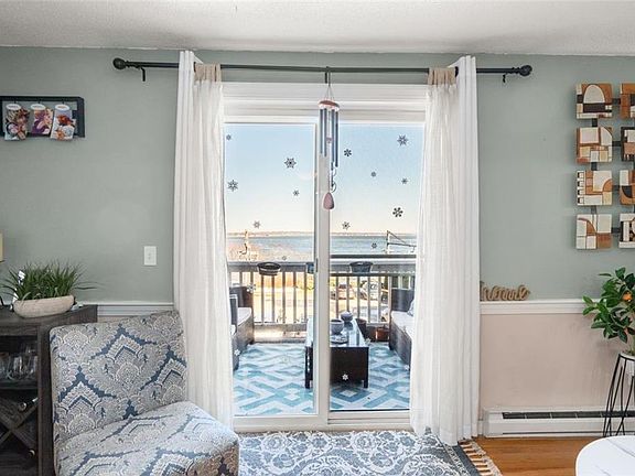 5th image of 4080 Post Rd APT 11