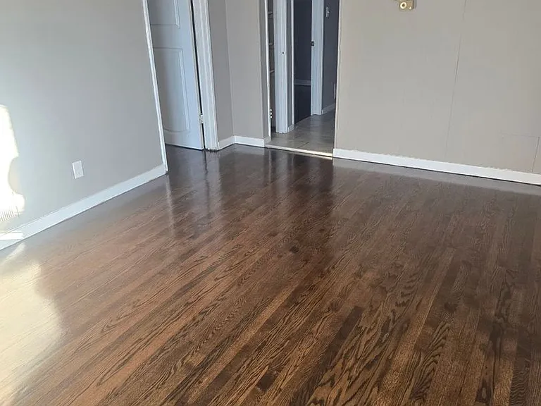 453 Hovey St — Photo 12