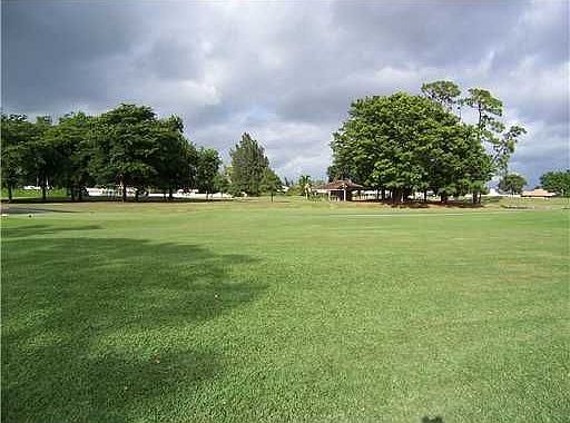 3rd image of 500 N Country Club Dr