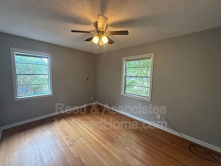 4210 Kerwin Dr — Photo 10