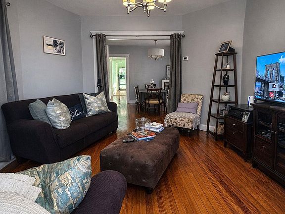 5th image of 425 S Columbus Avenue