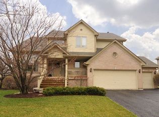 2667 Salix Cir, Naperville, IL 60564