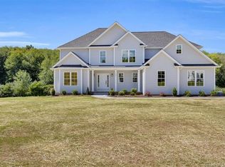 107 Stallion Dr, Glastonbury, CT 06033
