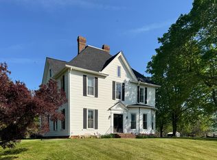 17749 Main St, Buchanan, VA 24066