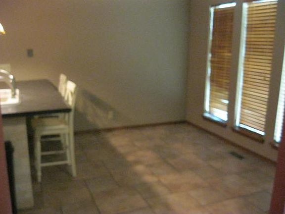 5th image of 1603 W Country Club Blvd
